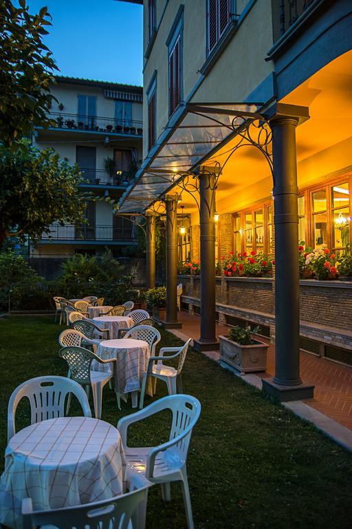 Hotel La Rosa Ronta Exterior foto